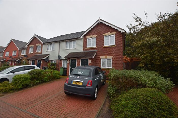 3 Bedroom End Of Terrace House To Rent In Endeavour Way, Hastings, TN34