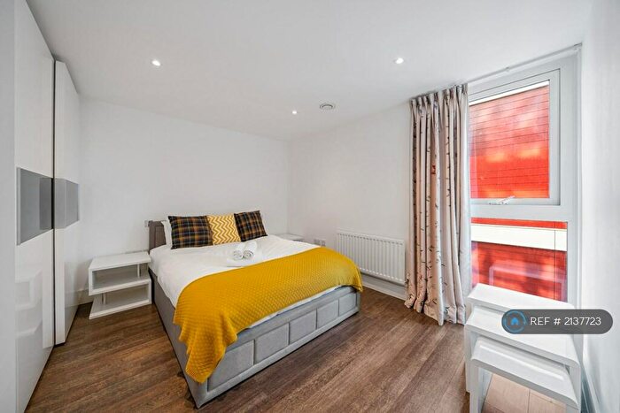 1 Bedroom Flat To Rent In Ensign House Tavern Quay, London, SE16