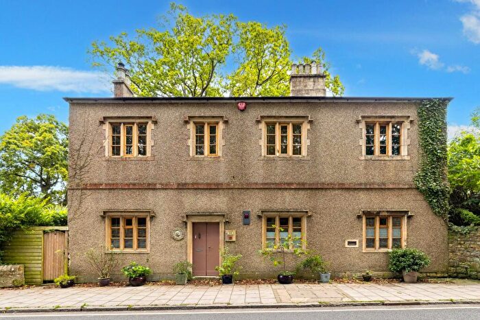 4 Bedroom Detached House For Sale In The Heart Of Glastonbury, BA6