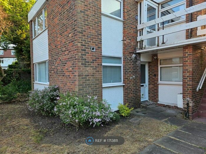 1 Bedroom Flat To Rent In Leigham Court Road, London, SW16