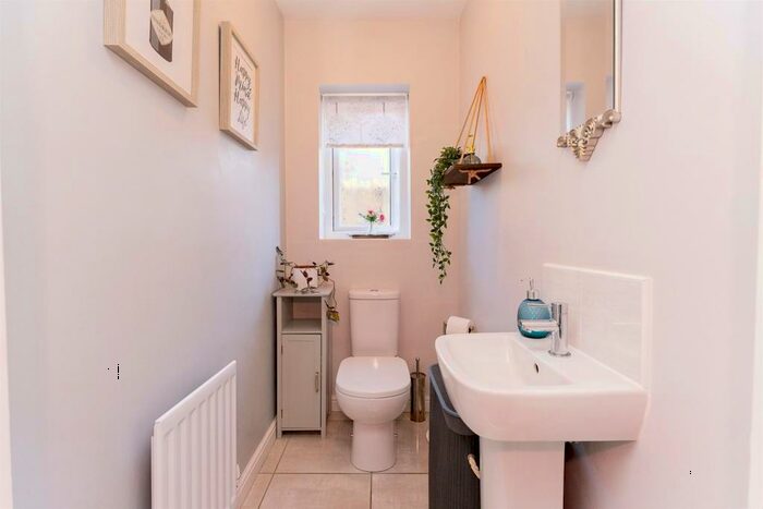 4 Bedroom Detached House For Sale In New Lincoln Road, Oakley Park, Ellesmere Port, CH65