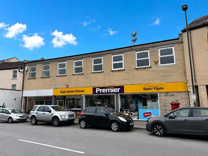 3 Bedroom Apartment To Rent In High Street, Twerton, Bath, BA2