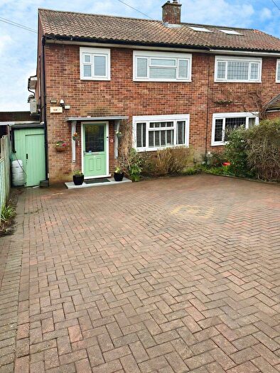 3 Bedroom Semi-Detached House For Sale In Adecroft Way, West Molesey, KT8