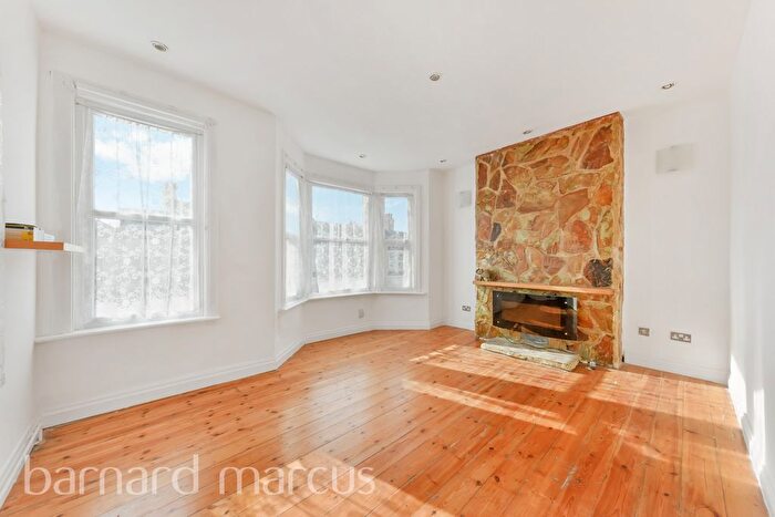 4 Bedroom Property To Rent In Kellino Street, London, SW17