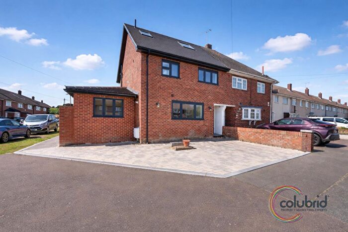 6 Bedroom Semi Detached House For Sale In Crawford Avenue, Grays, RM16