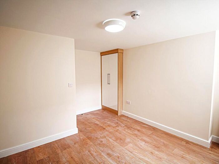 2 Bedroom Apartment To Rent In Apt, Pavilion House #, HG1