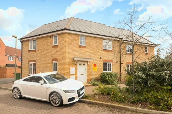 3 Bedroom Semi-Detached House To Rent In Wootton, Oxfordshire, OX1