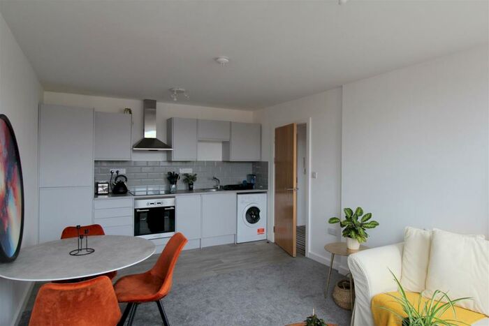 1 Bedroom Apartment To Rent In Lombard Street, Newark, NG24