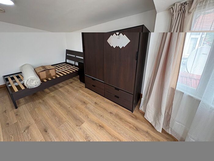 Studio To Rent In Tanfield Avenue, Neasden Wembley, NW2