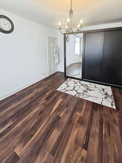 4 Bedroom Terraced House To Rent In -Bedroom Property Available For Rent, IG11