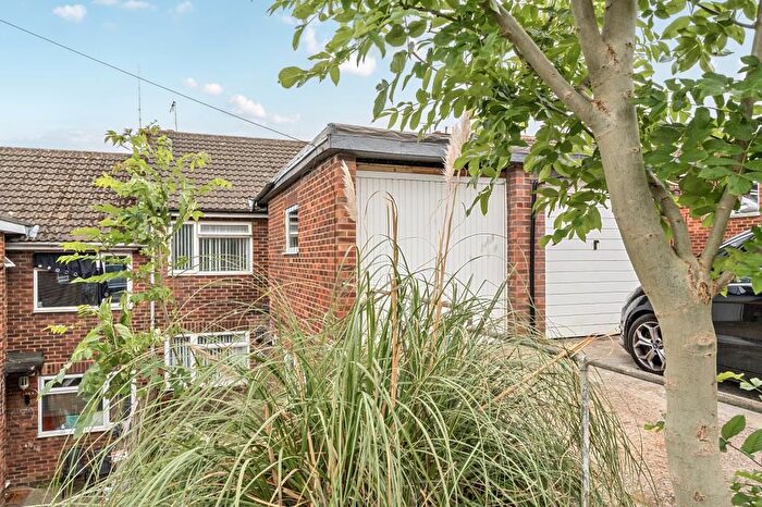 5 Bedroom Terraced House To Rent In Booker Lane, High Wycombe, HP12