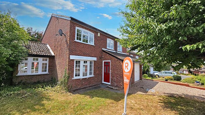 5 Bedroom Detached House For Sale In Wheatland Close, Oadby, LE2