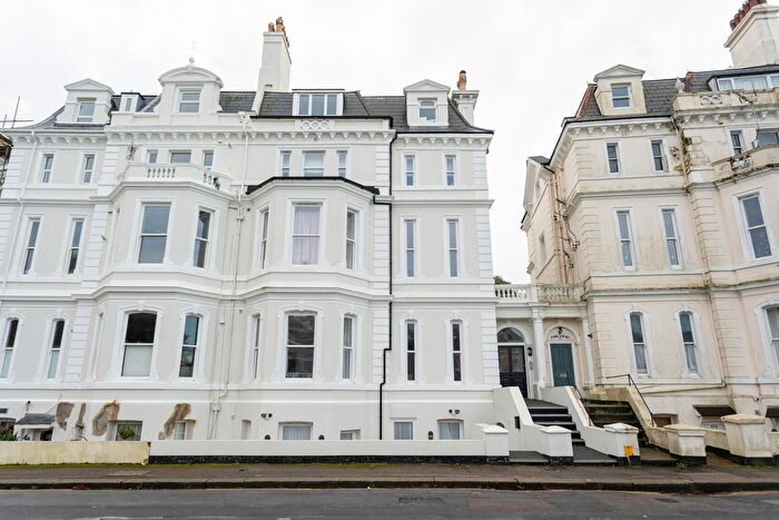 2 Bedroom Flat To Rent In Augusta Gardens, Folkestone, CT20