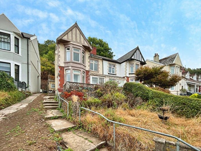 3 Bedroom Semi-Detached House For Sale In Dinas Baglan Road, Baglan, SA12