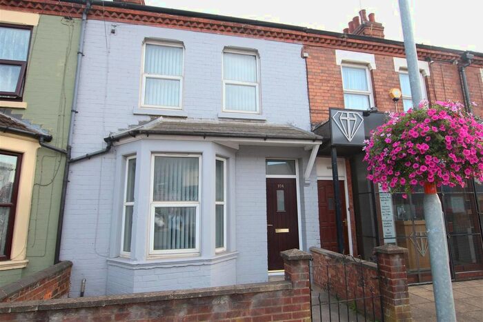 2 Bedroom Property To Rent In St. Leonards Road, Northampton, NN4