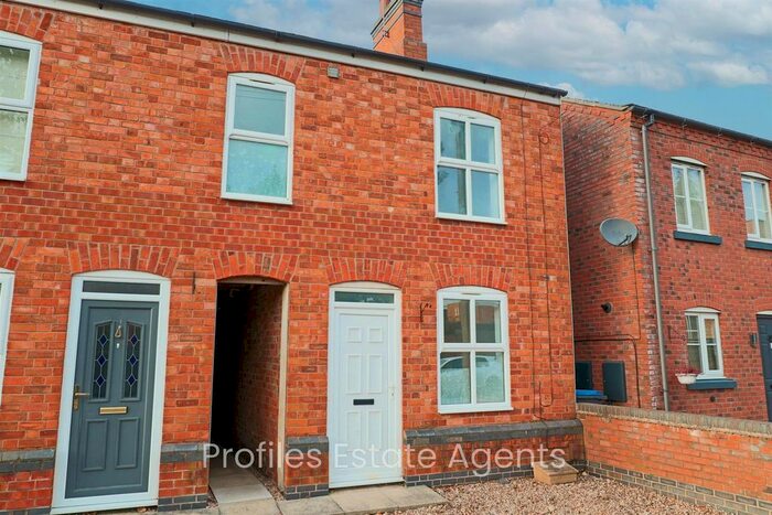2 Bedroom Terraced House To Rent In Factory Road, Hinckley, LE10