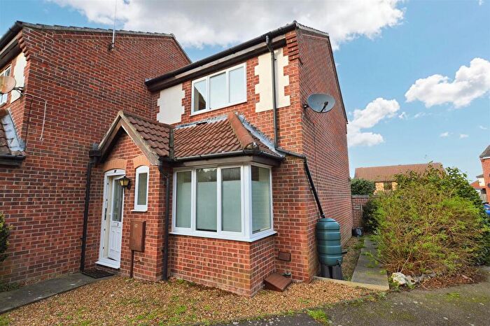 2 Bedroom End Of Terrace House For Sale In Grice Close, Sheringham, NR26