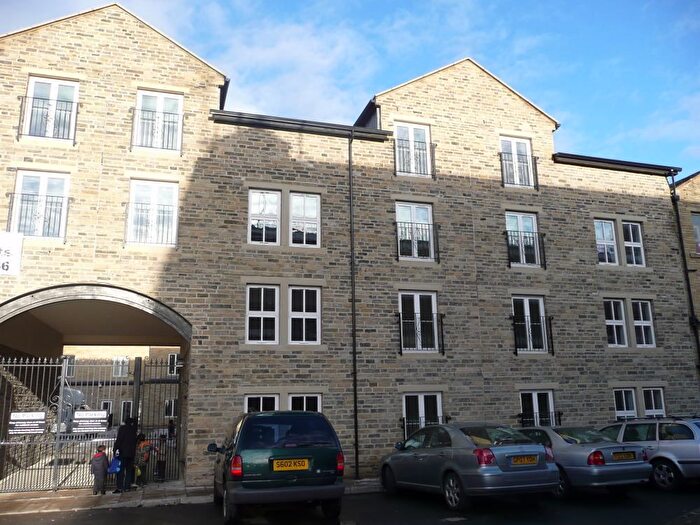2 Bedroom Flat To Rent In Rawson Buildings, Rawson Road, Bradford, West Yorkshire, BD1