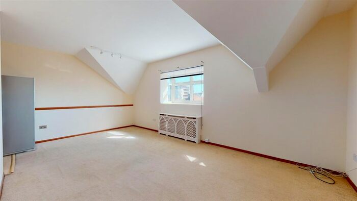 2 Bedroom Flat To Rent In Arthur Road, Birchington, CT7