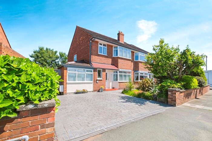 3 Bedroom Semi-Detached House For Sale In Bayswater Road, Wallasey, CH45