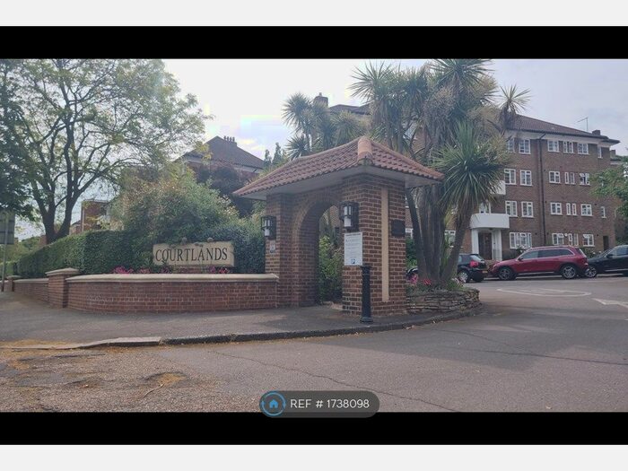 2 Bedroom Flat To Rent In Courtlands, Richmond, TW10