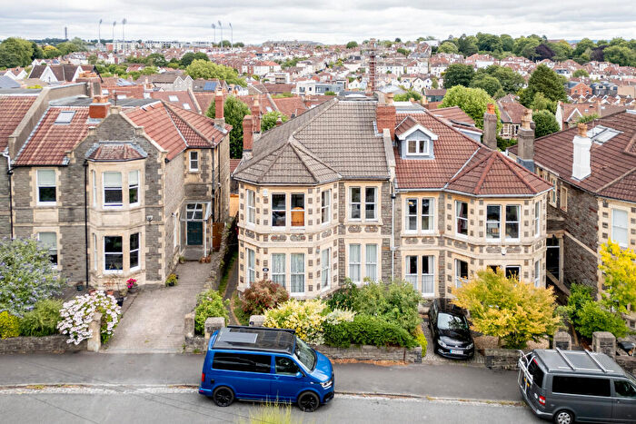5 Bedroom Semi-Detached House For Sale In Broadway Road, Bishopston, Bristol, BS7