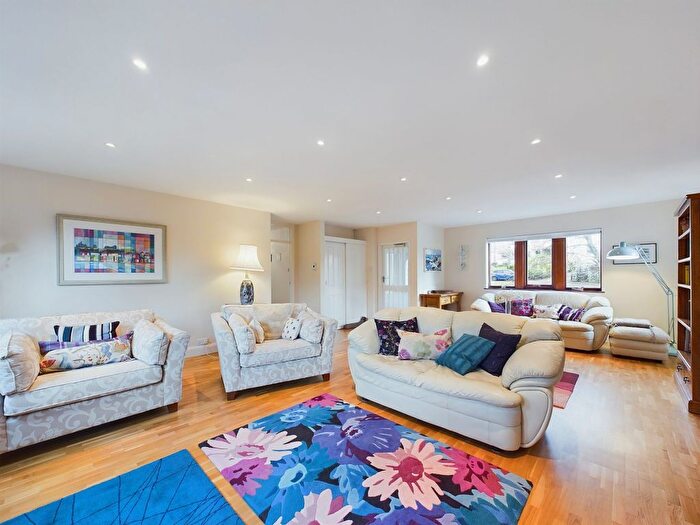4 Bedroom Detached Bungalow For Sale In Dale End, Danby, Whitby, YO21
