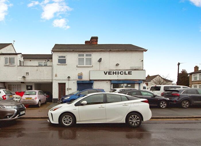 1 Bedroom Flat For Sale In Brentwood Road, Romford, RM1