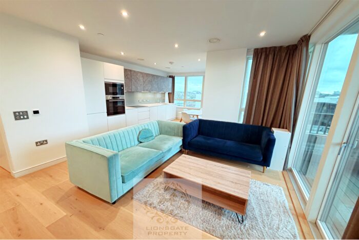 2 Bedroom Apartment For Sale In Grant Road, London, SW11