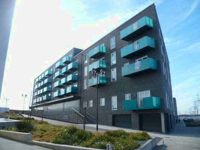 2 Bedroom Flat To Rent In Leslie Hitchcock House, Minter Road, Barking, London, IG11