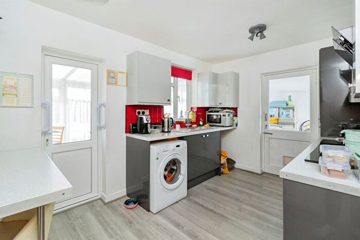 2 Bedroom Semi-Detached House For Sale In Greenlands Avenue, Paignton, TQ3