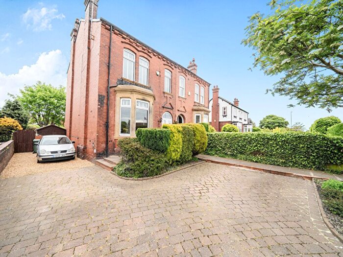 5 Bedroom Semi-detached House For Sale In Bradford Road, Wakefield, West Yorkshire, WF1