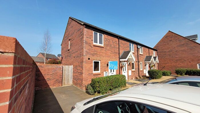 2 Bedroom End Of Terrace House To Rent In Nickling Road, Banbury, Oxon, OX16