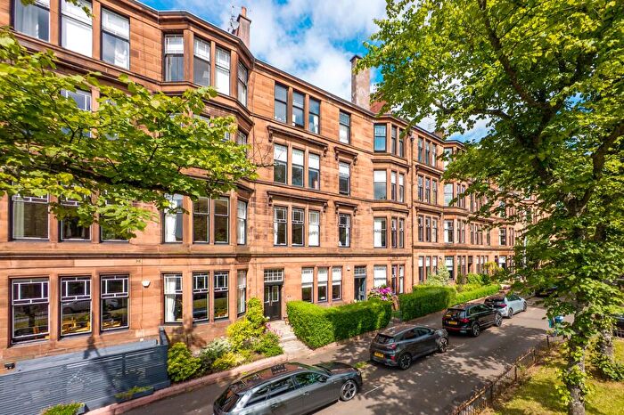 4 Bedroom Apartment For Sale In Lauderdale Gardens, Hyndland, Glasgow, G12