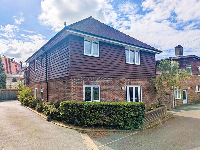 2 Bedroom Flat For Sale In Brewery Place, Norfolk Way, Uckfield, TN22