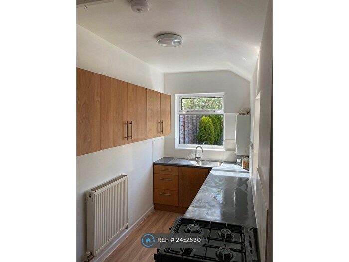 2 Bedroom Terraced House To Rent In Oxford Street, Coventry, CV1