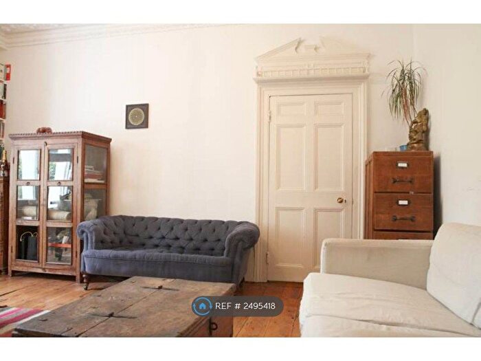 2 Bedroom Flat To Rent In Archway Road, London, N19