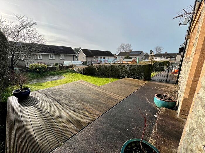 2 Bedroom End Of Terrace House To Rent In Pen-Y-Fai, Bridgend, CF31