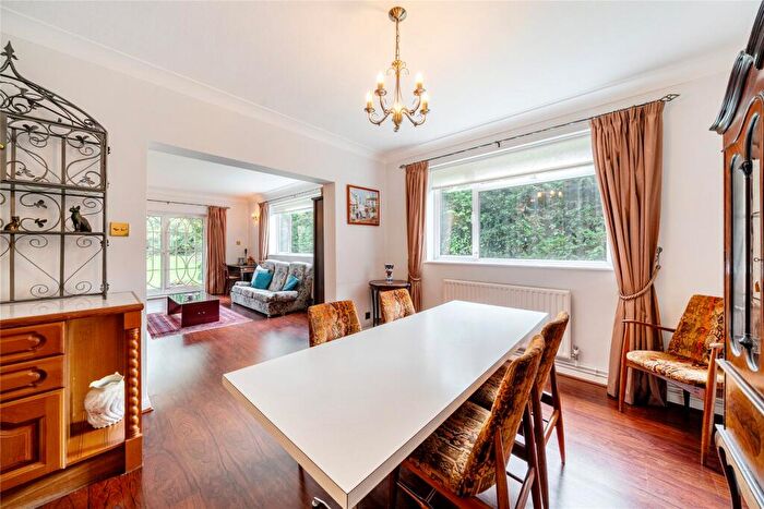 2 Bedroom Flat For Sale In Wickham Road, Beckenham, BR3