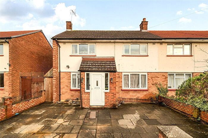 3 Bedroom Semi Detached House For Sale In Rowan Road, West Drayton, UB7