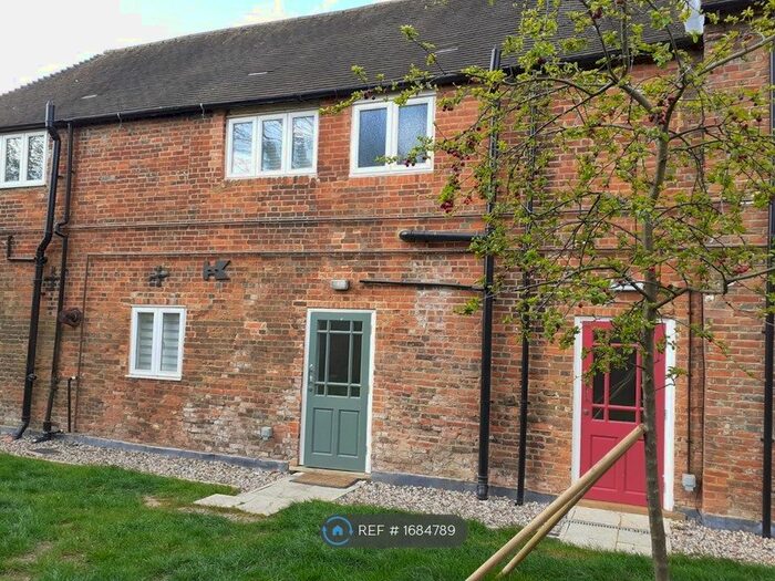 1 Bedroom Terraced House To Rent In Weavers Yard, Farnham, GU9