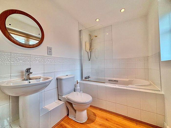 2 Bedroom Detached Bungalow For Sale In Poplar Rise, Great Barr, Birmingham, B42