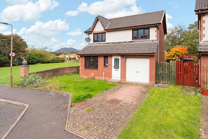 3 Bedroom Detached House For Sale In Guardwell Crescent, Liberton, Edinburgh, EH17