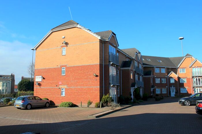 2 Bedroom Flat To Rent In Forbes House, Score Lane, Childwall, Liverpool, L16