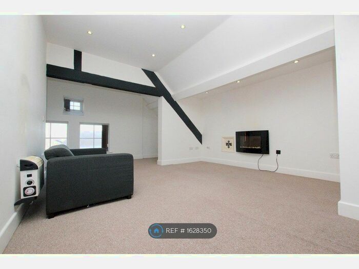 1 Bedroom Flat To Rent In Bradshawgate, Leigh, WN7