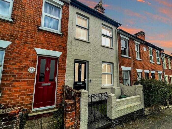 Houses for sale & to rent in CO2 7UW, Ypres Road, Shrub End Colchester