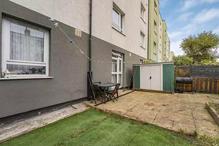 3 Bedroom Apartment To Rent In Greenwich, London, SE7