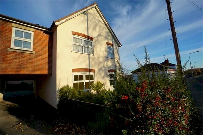 2 Bedroom Maisonette To Rent In Rose Court, Colchester, Essex., CO2