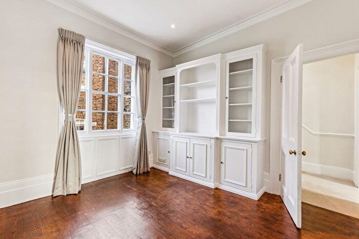 4 Bedroom Terraced House To Rent In Canning Place, Kensington, W8