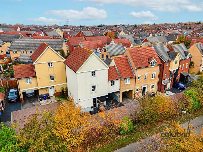 4 Bedroom Link Detached House For Sale In Coxon Drive, Chafford Hundred, RM16